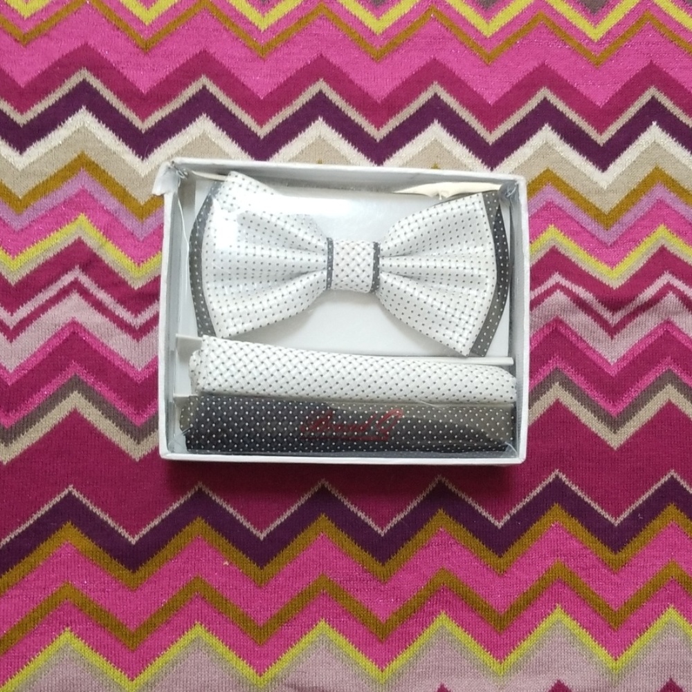 Bow tie & Hanky